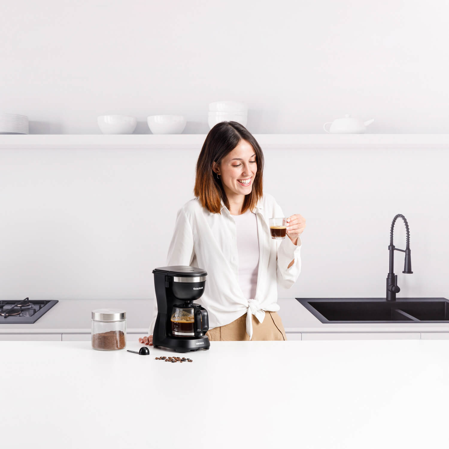TAURUS Coffee Maker Verona 6 Black