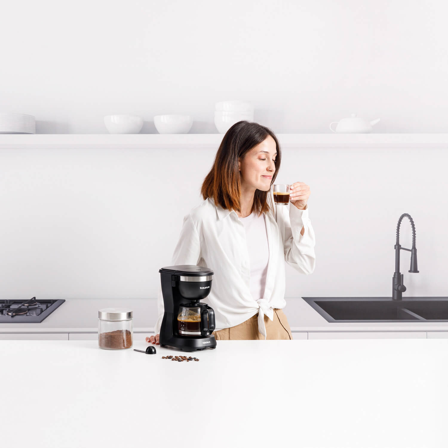 TAURUS Coffee Maker Verona 6 Black