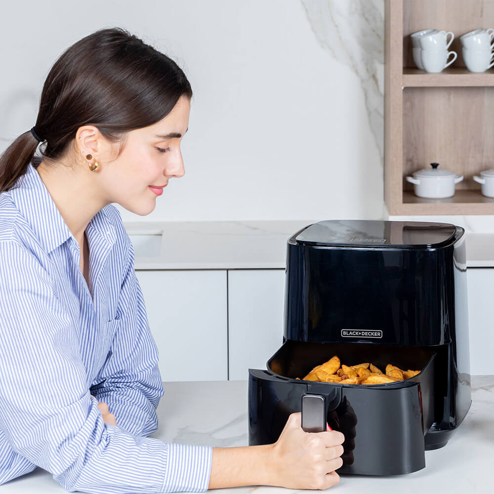 BLACK+DECKER AIR Fryer Black 5L 1450W