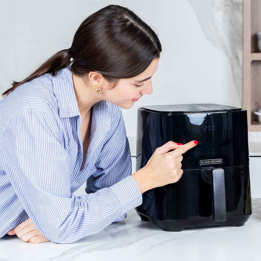 BLACK+DECKER AIR Fryer Black 5L 1450W