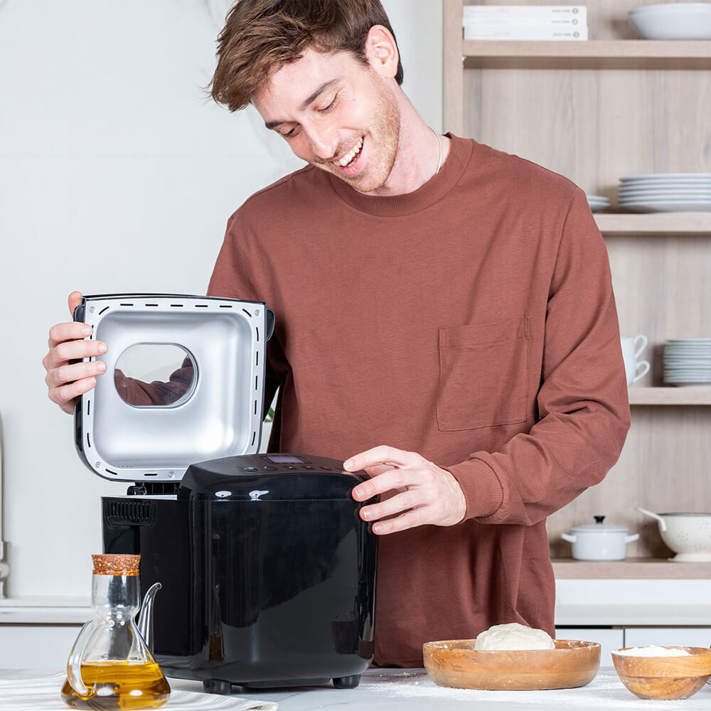 BLACK+DECKER Bread Maker 600W Black