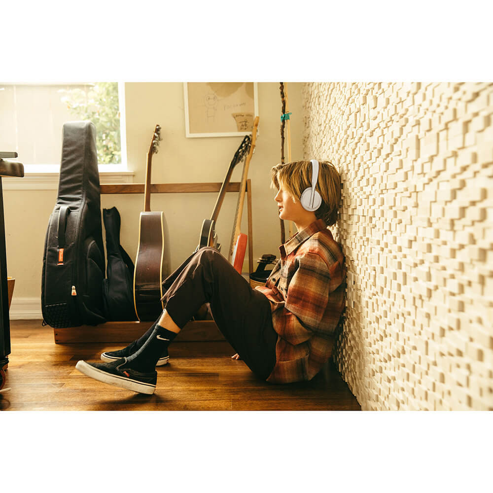 HAPPY PLUGS Play Headphone Over-Ear 85dB Wireless White