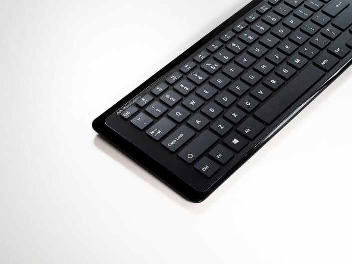 MOUSETRAPPER Type Mini Wireless Keyboard, Black