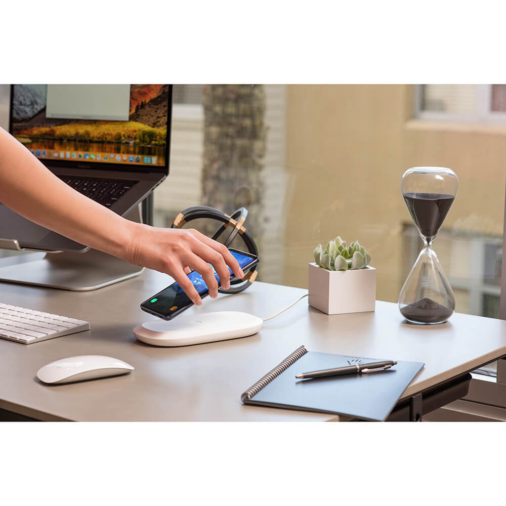 SANDISK iXpand 128GB Wireless charger sync