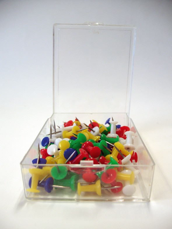 BildeBngers Kartnler Push-Pin 30/pr.eske assorterte farger